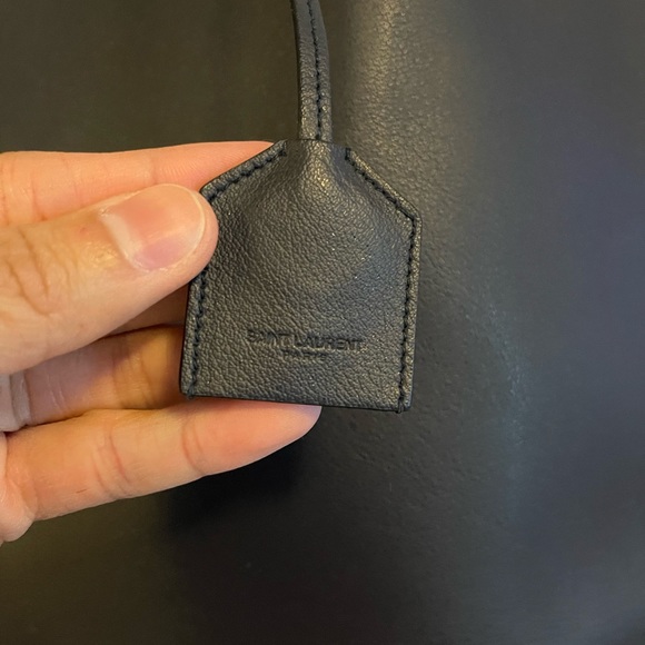 Authentic Saint Laurent tote bag - Picture 4 of 8